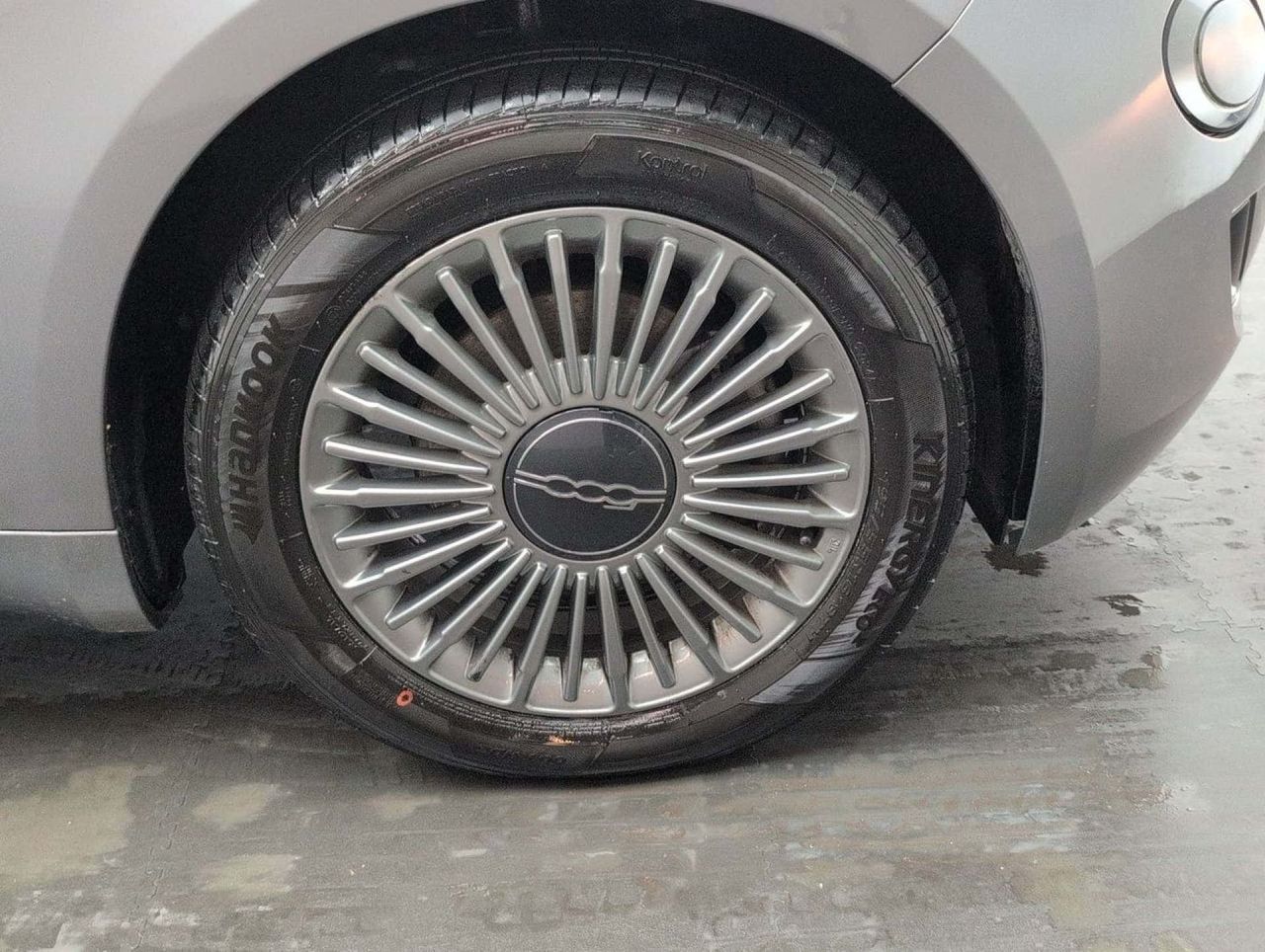 Fiat 500E 